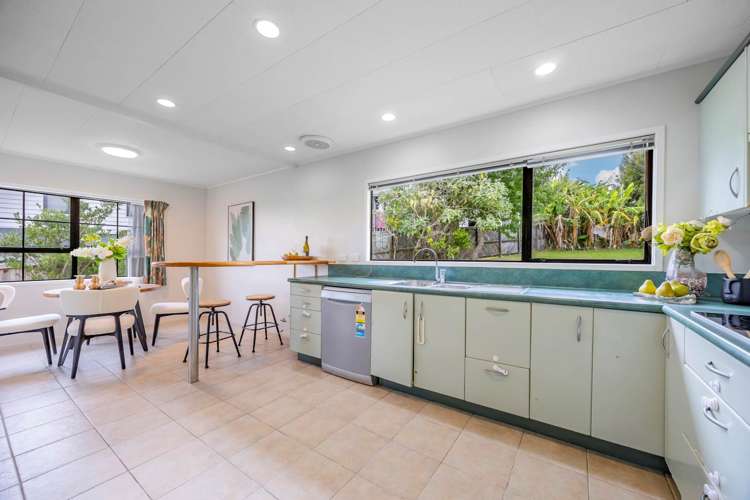 13 Santiago Crescent Unsworth Heights_9