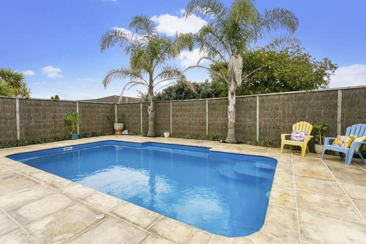 4 Diosma Place Botany Downs_16