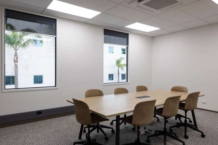 Unit 1/6 Antares Place Rosedale_3