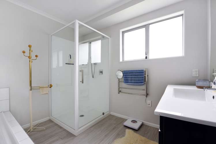 6 Childs Way Richmond_17