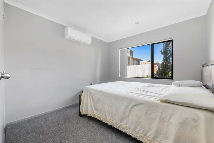 3b Orams Road Hillpark_12