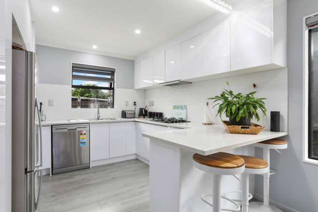 4d Eden Street Mangere East_2