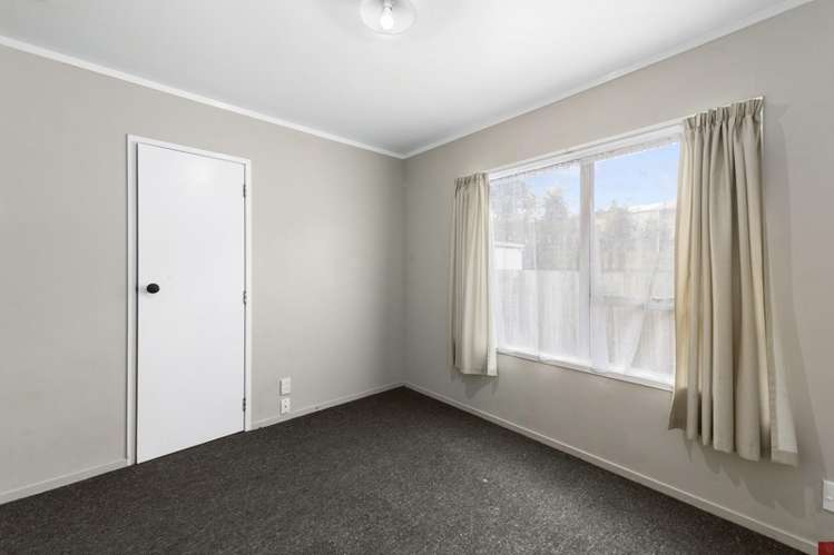 6a Goldie Street Pukehangi_7