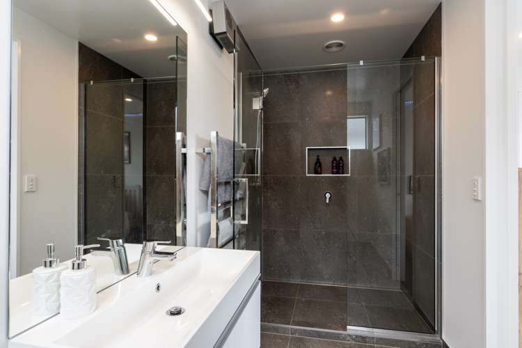 156 Metehau Street Marshland_16