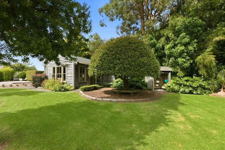 48 Contour Avenue Pyes Pa_32