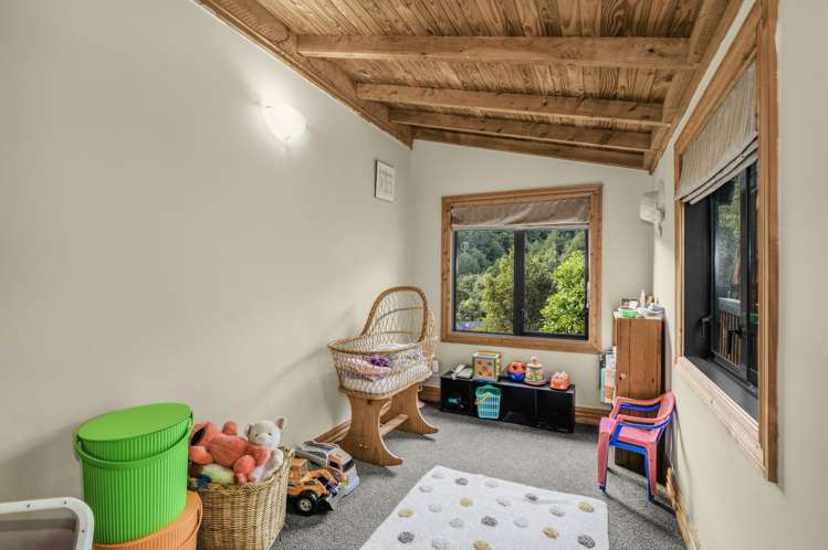 2/99 Horoeka Street Stokes Valley_21