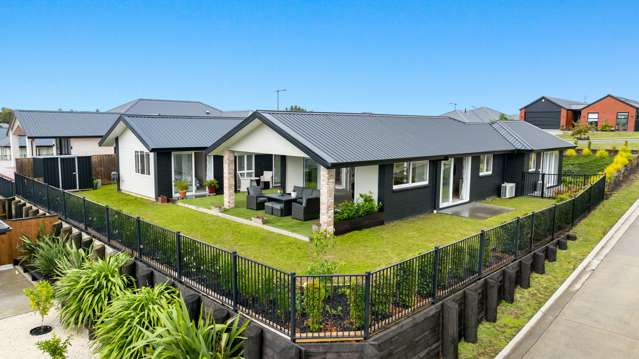 Vendors Downsizing - Present Your Offer!