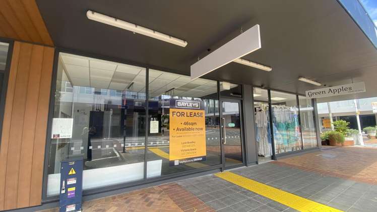 Shop 2/136 Willow Street Tauranga Central_9