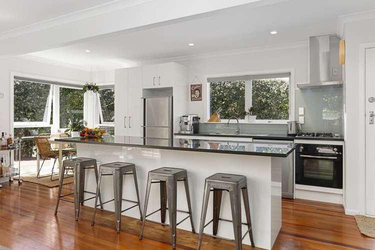 15 Kaurilands Road Titirangi_10