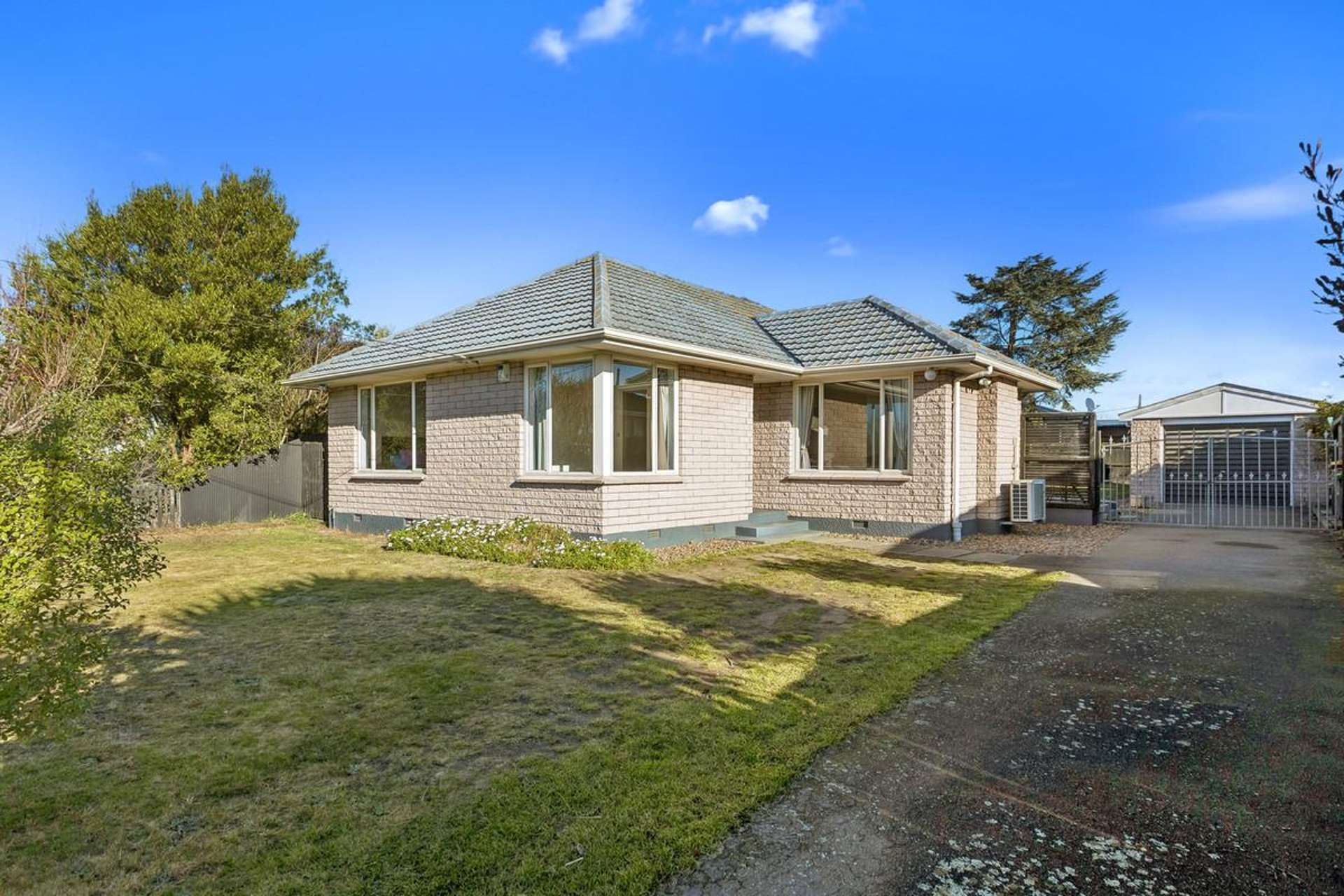 12 Wimborne Crescent Aranui_0