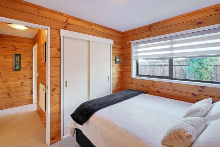 2/67 Hawthorne Street Strowan_18