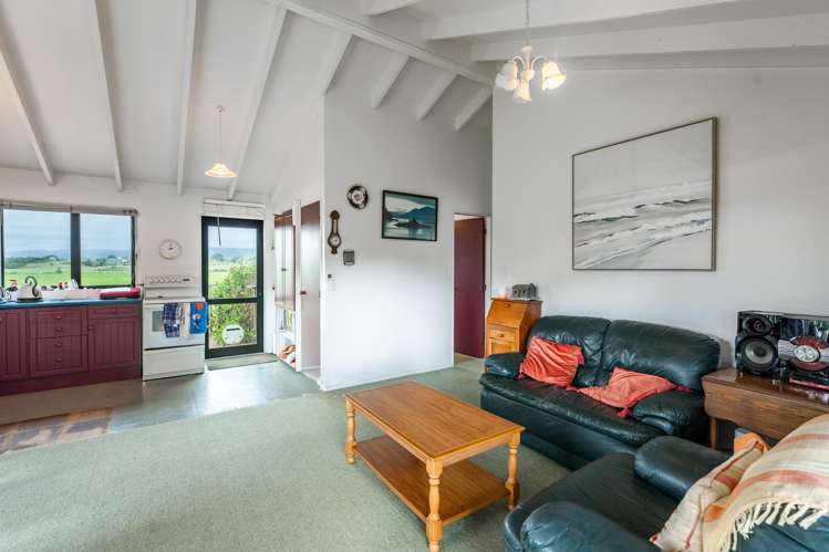 28 Kitchener Street Te Horo_9