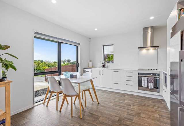 6 Jean Alma Lane Wattle Downs_1