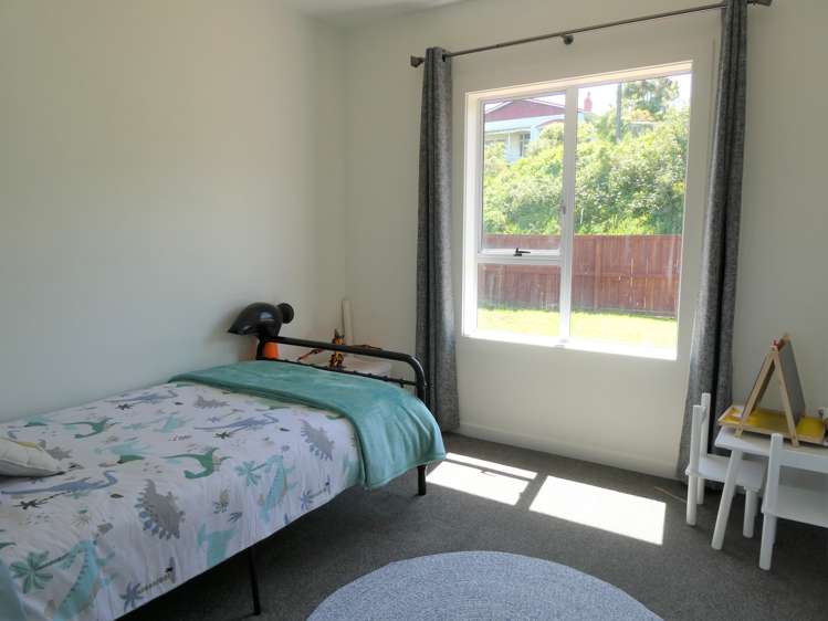 10 Fox Street Cobden_14