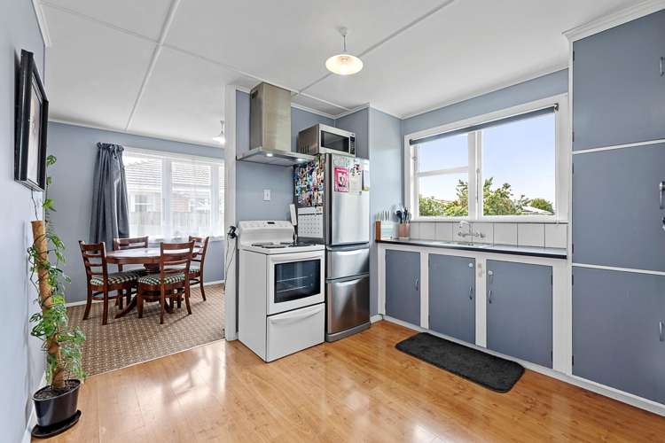 5 Gill Crescent Redwoodtown_2