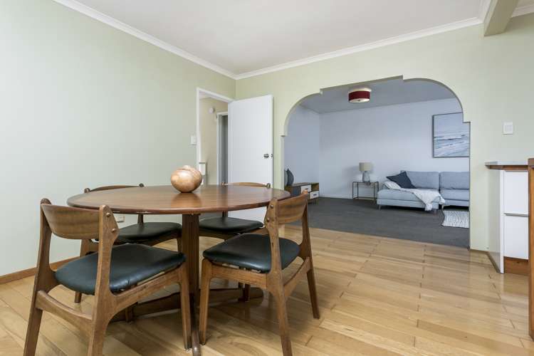 2/4 Coronation Road Glenfield_8