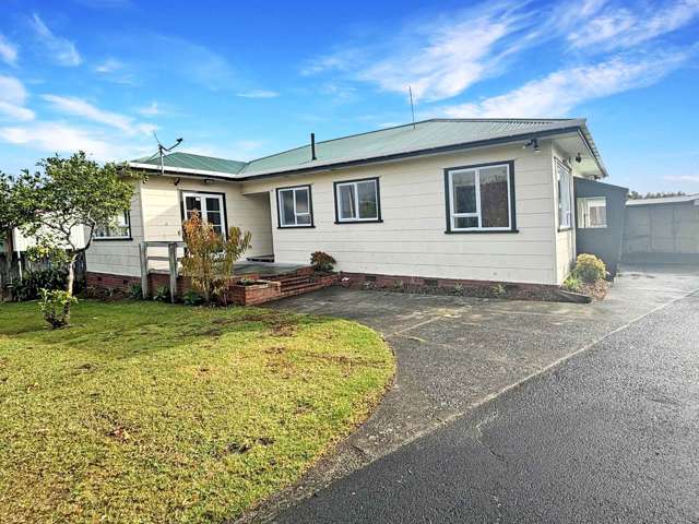 3 bedroom with large section