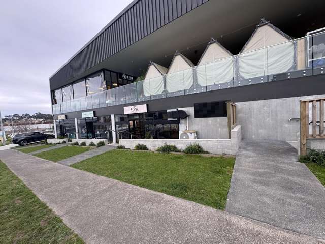 Restaurant in Radiance Centre