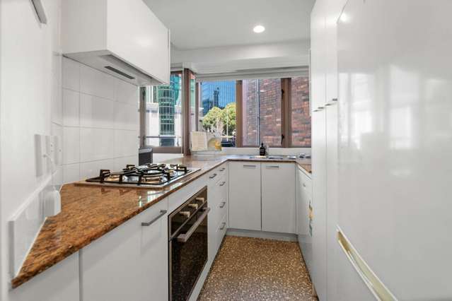 2C/89 Victoria Street West City Centre_3