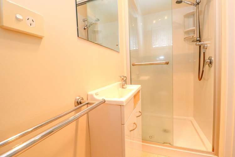 403 Court Street Thames_15