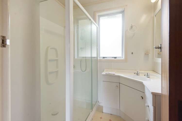 1/82 Bond Crescent Forrest Hill_9