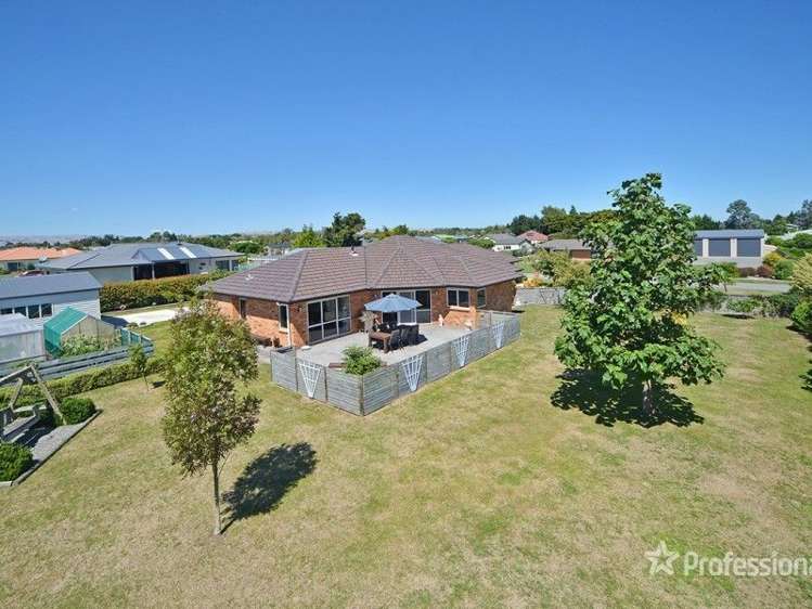 2 Camellia Lane Carterton_21