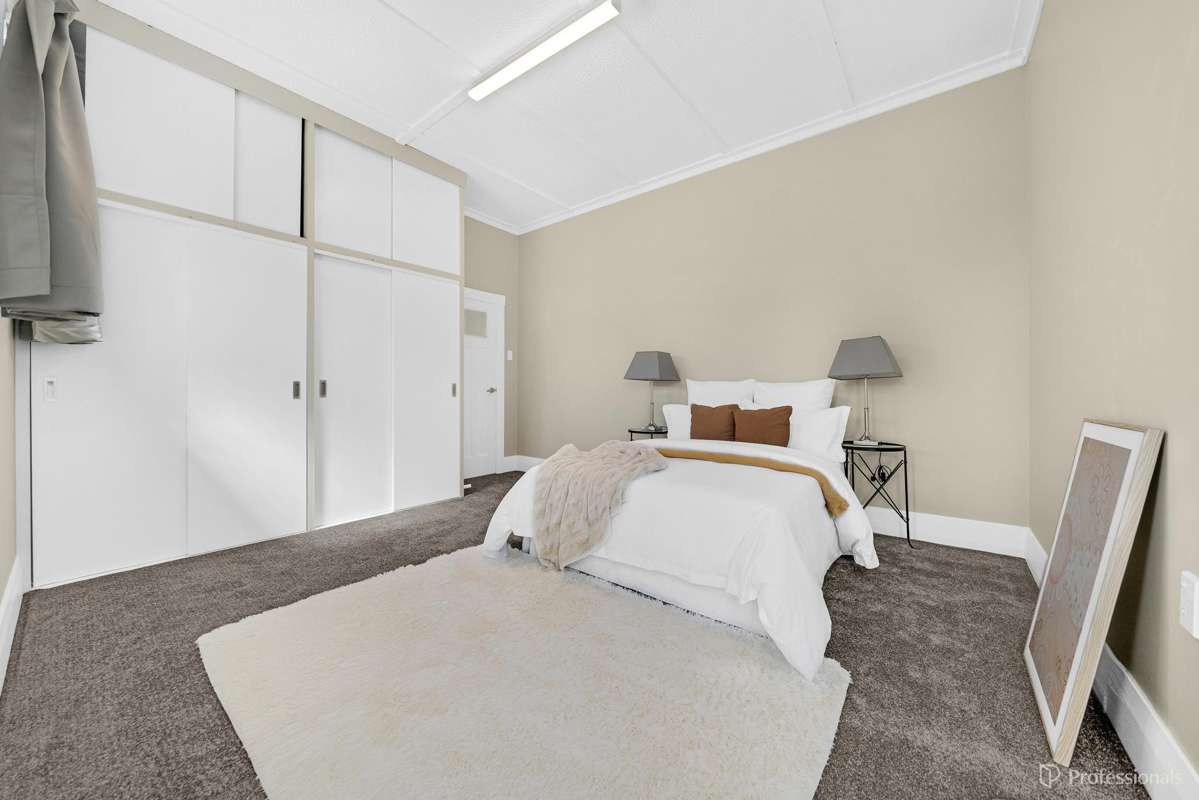 21 Gray Avenue_3