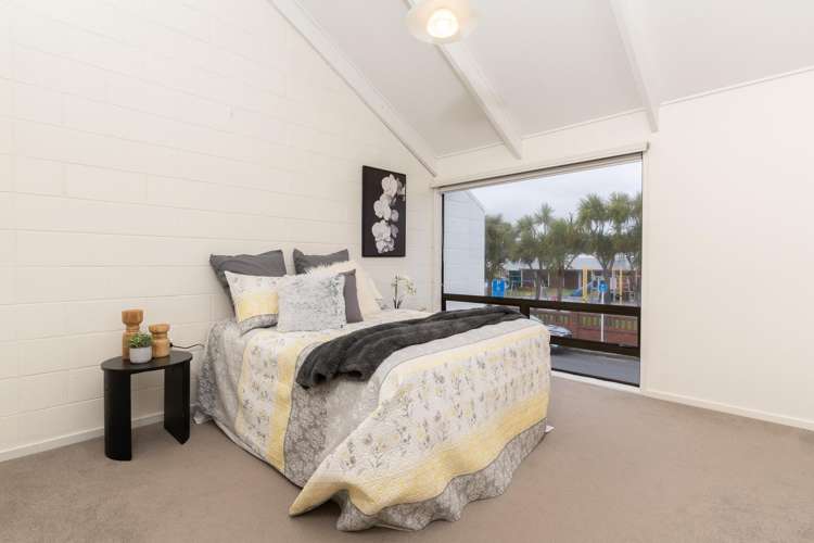 21/4 Drive Taylor Terrace Johnsonville_6