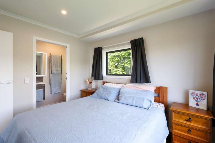 9 Mount Pleasant Avenue Beachville_16