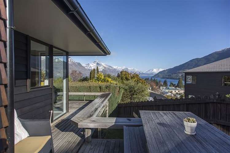 40 Suburb Street Queenstown_37