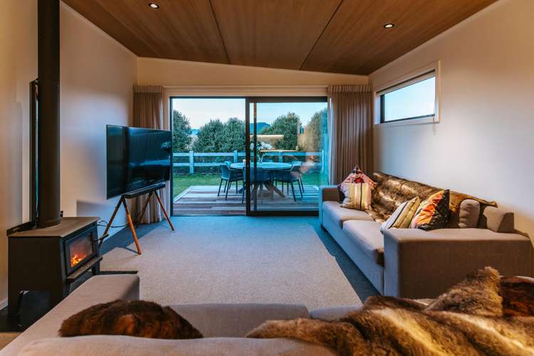 32 Burbank Road_3