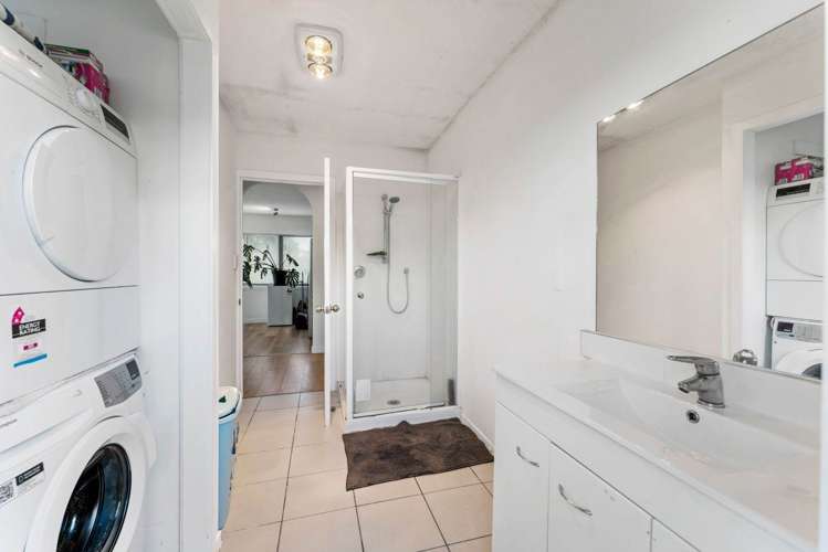 49 Spinnaker Drive Te Atatu Peninsula_13