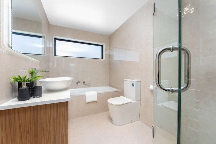 18 Hermitage Street Flat Bush_23