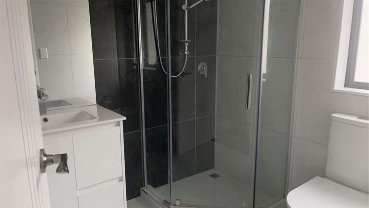 12/30 Calvert Ave Mangere East_8