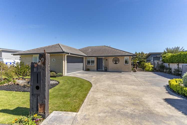 29 Armstrong Avenue Carterton_21