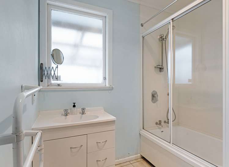 7 Barberry Lane Te Atatu Peninsula_13