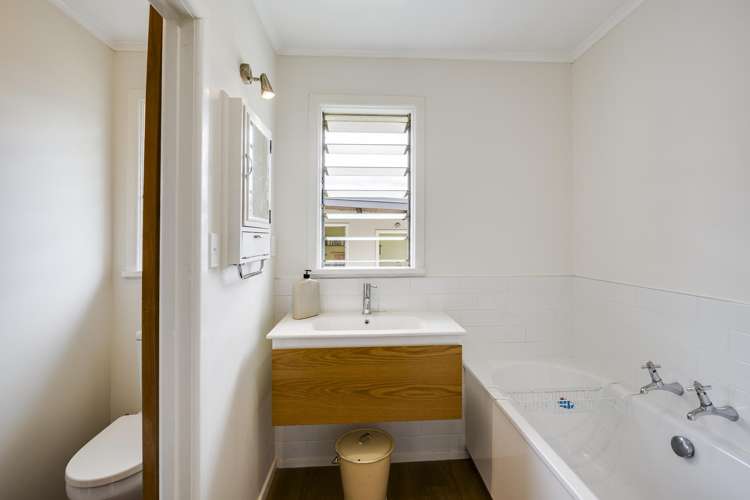 1108 Kaiapo Road Camberley_7