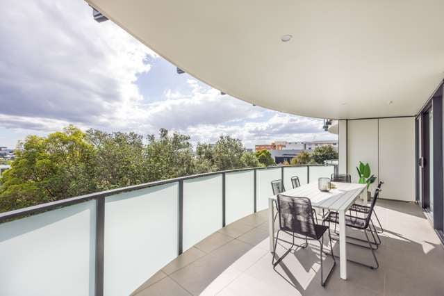 13/8 Basque Road Eden Terrace_1