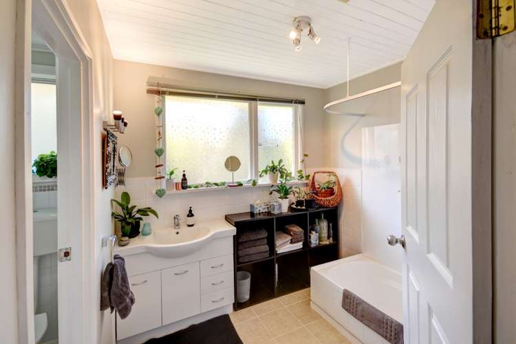 716 Portobello Road Broad Bay_14