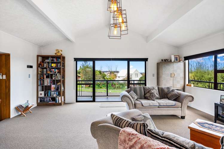 6 Cumberland Rise Taradale_9