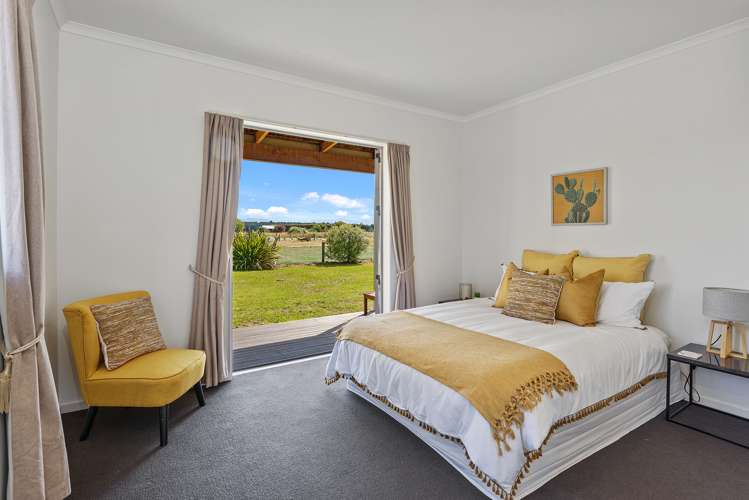 24 Essendon Road Darfield_9