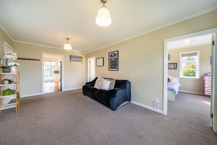 35 Royal Street Upper Hutt_12