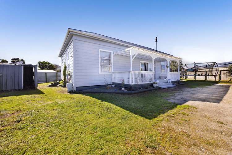 176 Glover Road Hawera_20