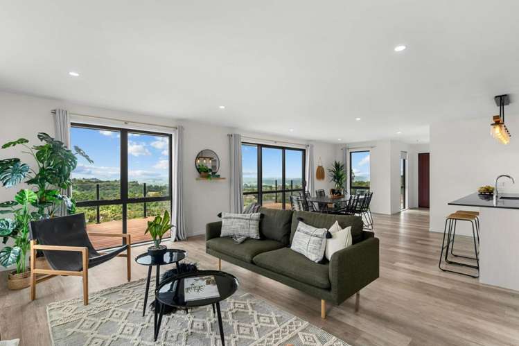 50 Hawken Road 11608_9