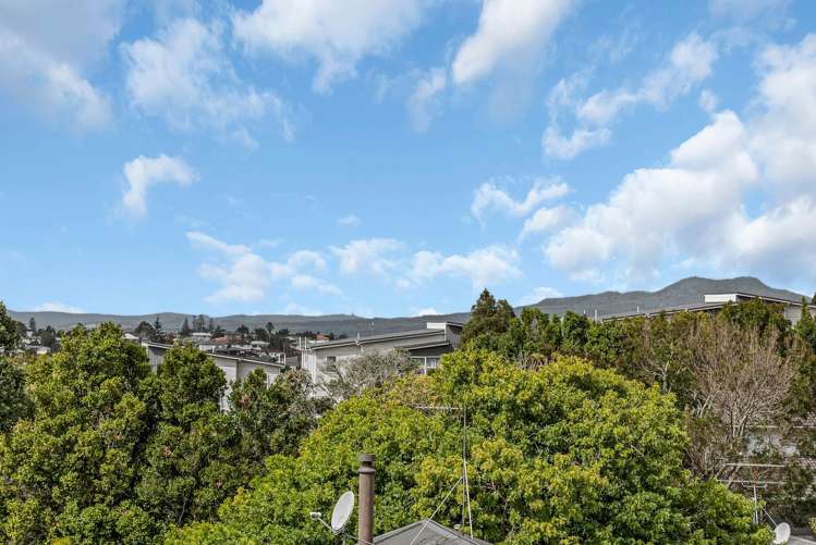 6 Celeste Place Totara Vale_4