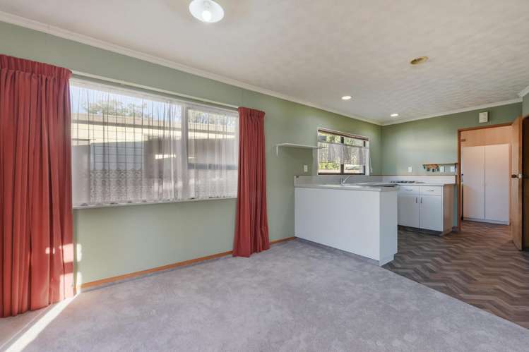 48 Farnham Drive Richmond_7