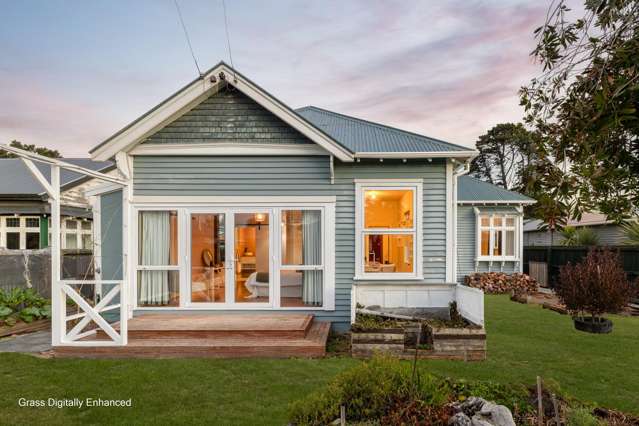 Coastal Charm With Room to Improve!
