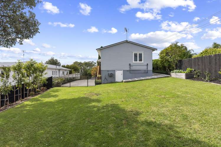 32 Tiri Tiri Road Birkdale_17