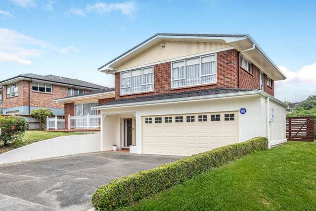 8 Iorangi Place Hillpark_3