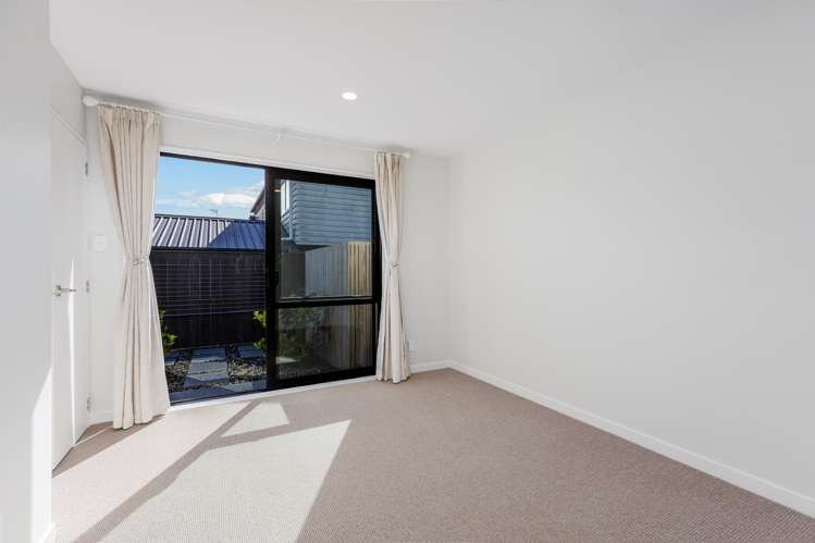 8 Alexander French Close Silverdale_10